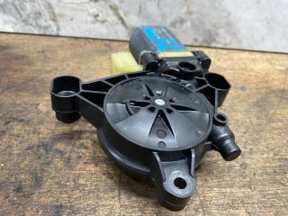 bontott SEAT LEON Bal első Ablaktörlő Motor