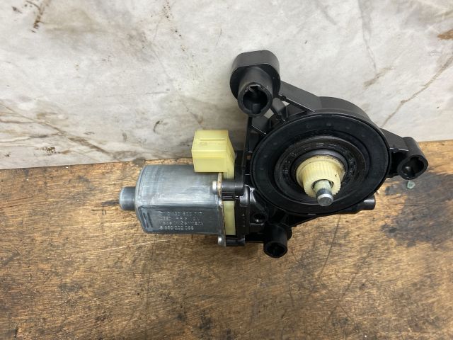 bontott SEAT LEON Bal első Ablaktörlő Motor