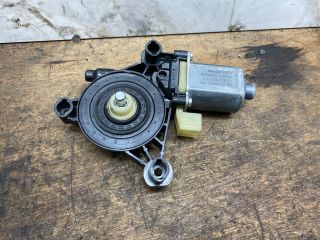 bontott SEAT LEON Bal első Ablaktörlő Motor