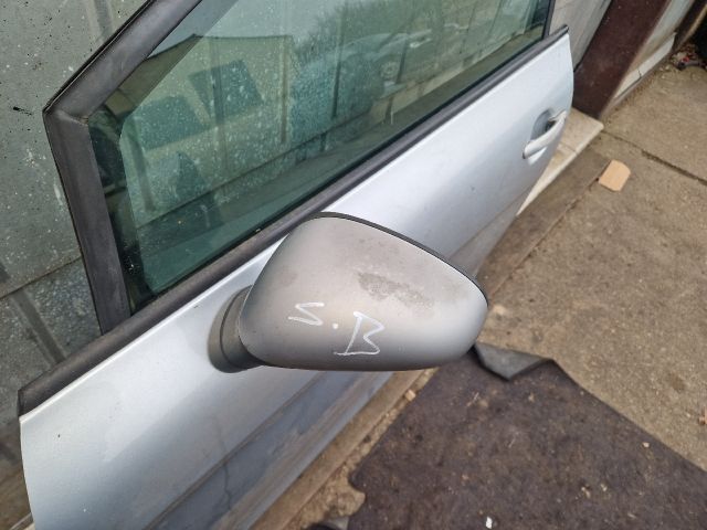 bontott SEAT LEON Bal első Ajtó (Részeivel)