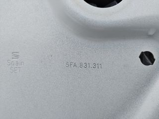 bontott SEAT LEON Bal első Ajtó (Üres lemez)