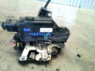 bontott SEAT LEON Bal első Ajtózár