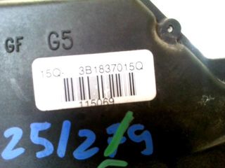 bontott SEAT LEON Bal első Ajtózár