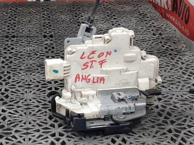 bontott SEAT LEON Bal első Ajtózár