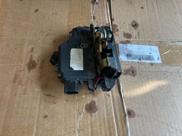 bontott SEAT LEON Bal első Ajtózár