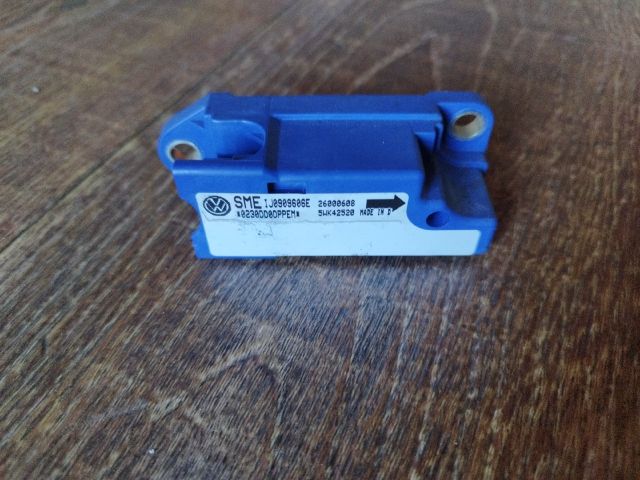 bontott SEAT LEON Bal első Oldal Ütközés Érzékelő