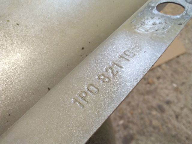 bontott SEAT LEON Bal első Sárvédő