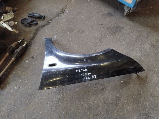 bontott SEAT LEON Bal első Sárvédő