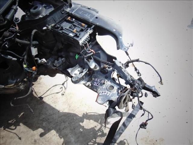 bontott SEAT LEON Bal első Ütközéscsillapító