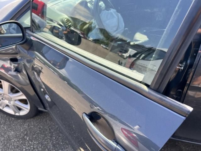 bontott SEAT LEON Bal első Vízlehúzó Gumicsík