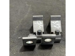 bontott SEAT LEON Bal első Zsanér