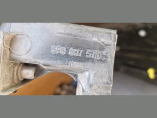 bontott SEAT LEON Bal Fényszóró Lámpakeret