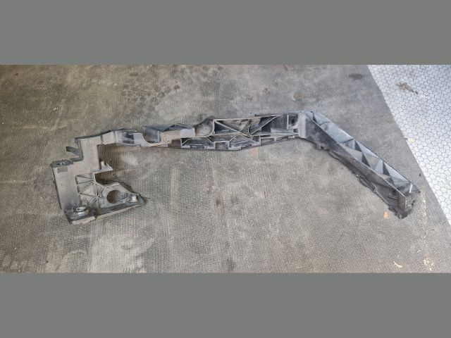 bontott SEAT LEON Bal Fényszóró Lámpakeret