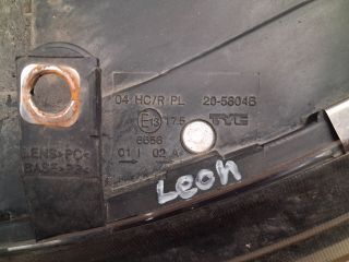 bontott SEAT LEON Bal Fényszóró