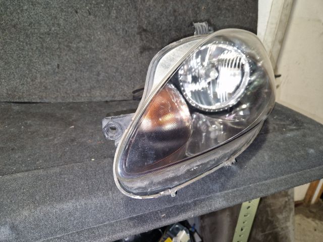 bontott SEAT LEON Bal Fényszóró