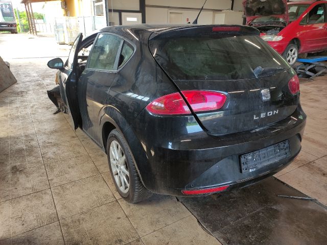 bontott SEAT LEON Bal hátsó Ablak