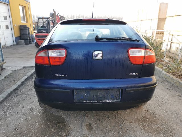 bontott SEAT LEON Bal hátsó Ablak