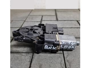 bontott SEAT LEON Bal hátsó Ablakemelő Motor