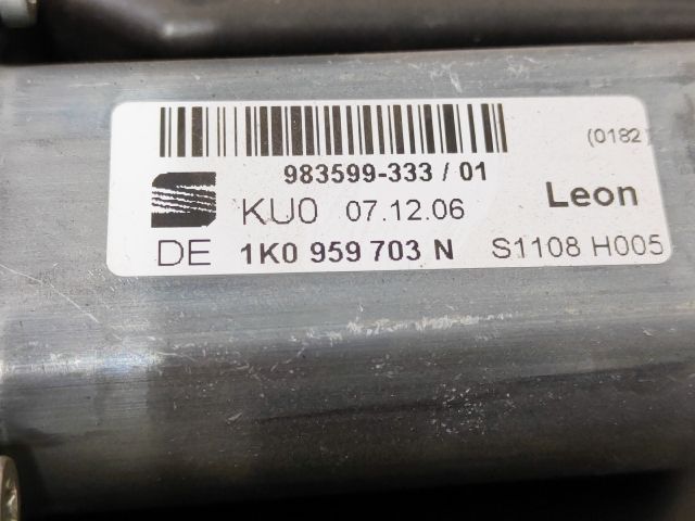 bontott SEAT LEON Bal hátsó Ablakemelő Szerkezet (Elektromos)