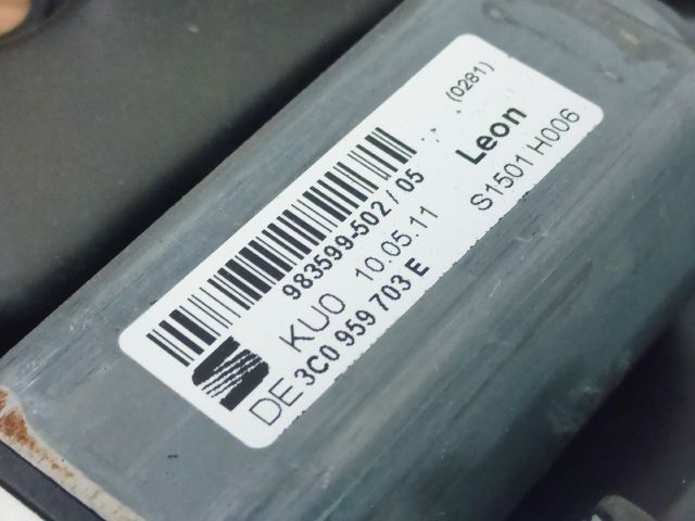 bontott SEAT LEON Bal hátsó Ablakemelő Szerkezet (Elektromos)