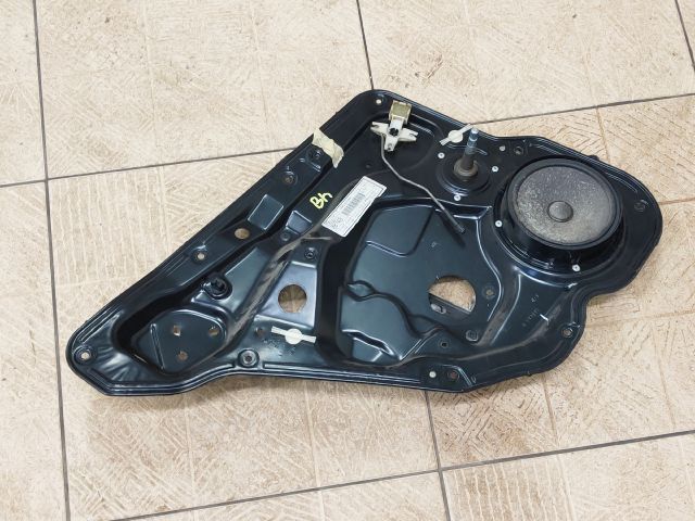 bontott SEAT LEON Bal hátsó Ablakemelő Szerkezet (Mechanikus)