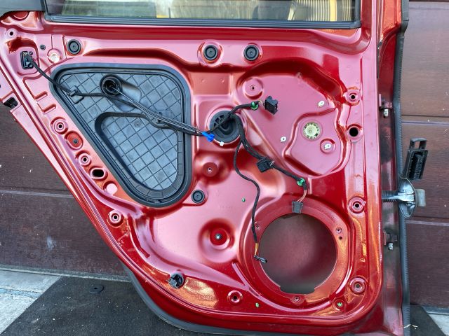 bontott SEAT LEON Bal hátsó Ajtó (Részeivel)