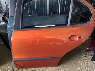 bontott SEAT LEON Bal hátsó Ajtó (Üres lemez)