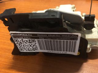 bontott SEAT LEON Bal hátsó Ajtózár