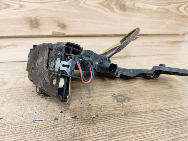 bontott SEAT LEON Bal hátsó Ajtózár