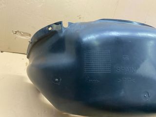 bontott SEAT LEON Bal hátsó Dobbetét (Kerékjárati, Műanyag)