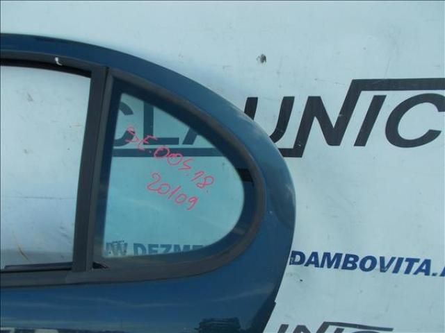 bontott SEAT LEON Bal hátsó Fixüveg (Ajtóban)