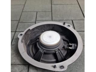 bontott SEAT LEON Bal hátsó Hangszóró