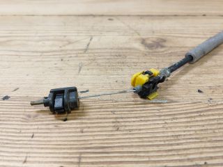 bontott SEAT LEON Bal hátsó Kilincs Bowden