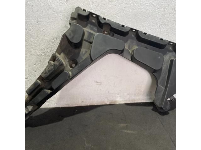 bontott SEAT LEON Bal hátsó Lökhárító Tartó (Műanyag)