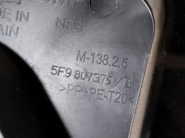 bontott SEAT LEON Bal hátsó Oldal Lökhárító Tartó (Műanyag)