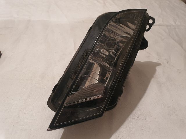 bontott SEAT LEON Bal Ködfényszóró