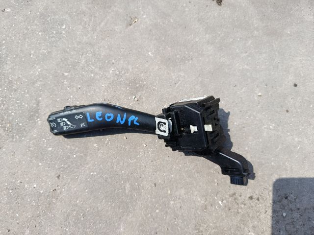 bontott SEAT LEON Bal Kormánykapcsoló Irányjelző (Tempomatos)