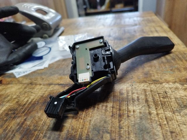 bontott SEAT LEON Bal Kormánykapcsoló Irányjelző (Tempomatos)