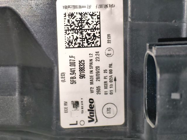 bontott SEAT LEON Bal Ledes Fényszóró