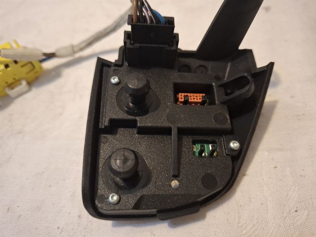 bontott SEAT LEON Bal Multikormány Kapcsoló