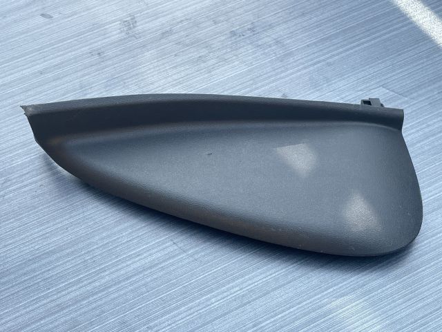 bontott SEAT LEON Bal Műszerfal Oldalkárpit