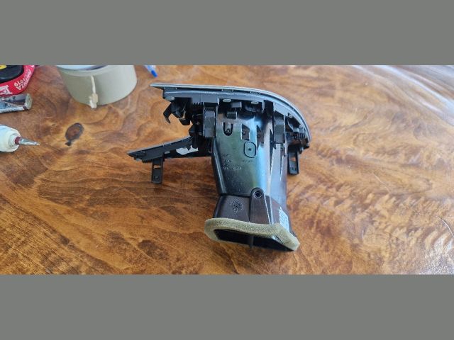 bontott SEAT LEON Bal Szellőző