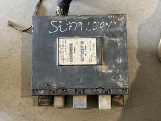 bontott SEAT LEON Biztosítéktábla Utastér