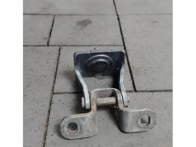 bontott SEAT LEON Csomagtérajtó Bal Zsanér