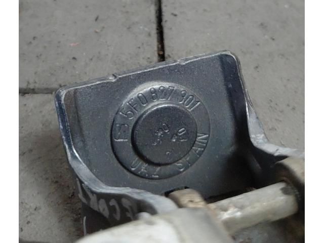 bontott SEAT LEON Csomagtérajtó Jobb Zsanér