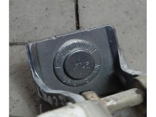 bontott SEAT LEON Csomagtérajtó Jobb Zsanér