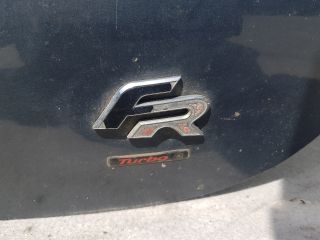 bontott SEAT LEON Csomagtérajtó (Részeivel)