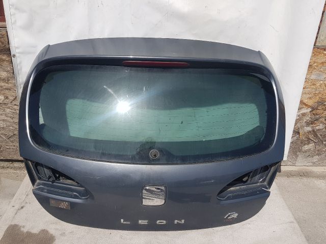 bontott SEAT LEON Csomagtérajtó (Részeivel)