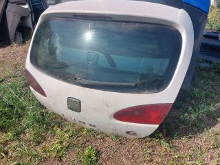 bontott SEAT LEON Csomagtérajtó (Részeivel)
