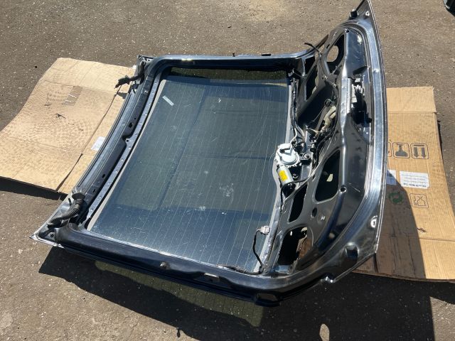 bontott SEAT LEON Csomagtérajtó (Üres lemez)